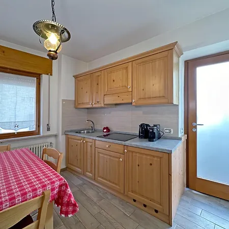 Holiday home Bbkey La Cjase Sot La Strete Arta Terme
