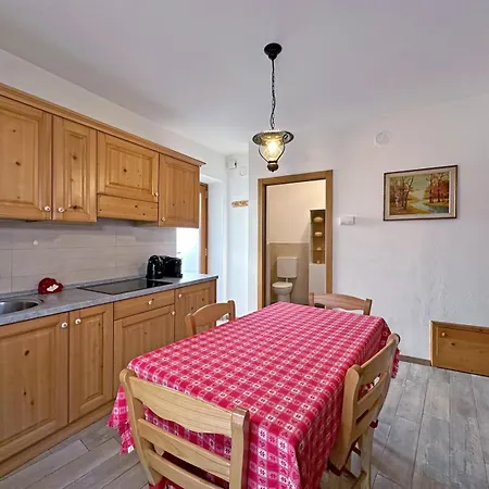 Bbkey La Cjase Sot La Strete Holiday home Arta Terme