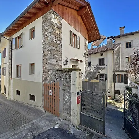 Bbkey La Cjase Sot La Strete Nyaraló Arta Terme