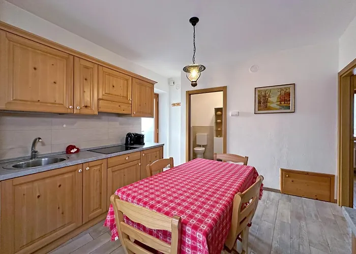 Bbkey La Cjase Sot La Strete Holiday home Arta Terme